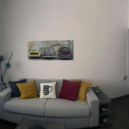 Lovely 1 Bedroom In Center *