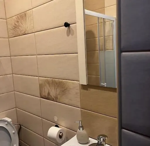 Apartman Lovely 1 Bedroom In Center