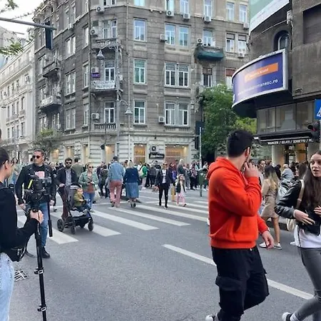 Appartamento Lovely 1 Bedroom In Center *